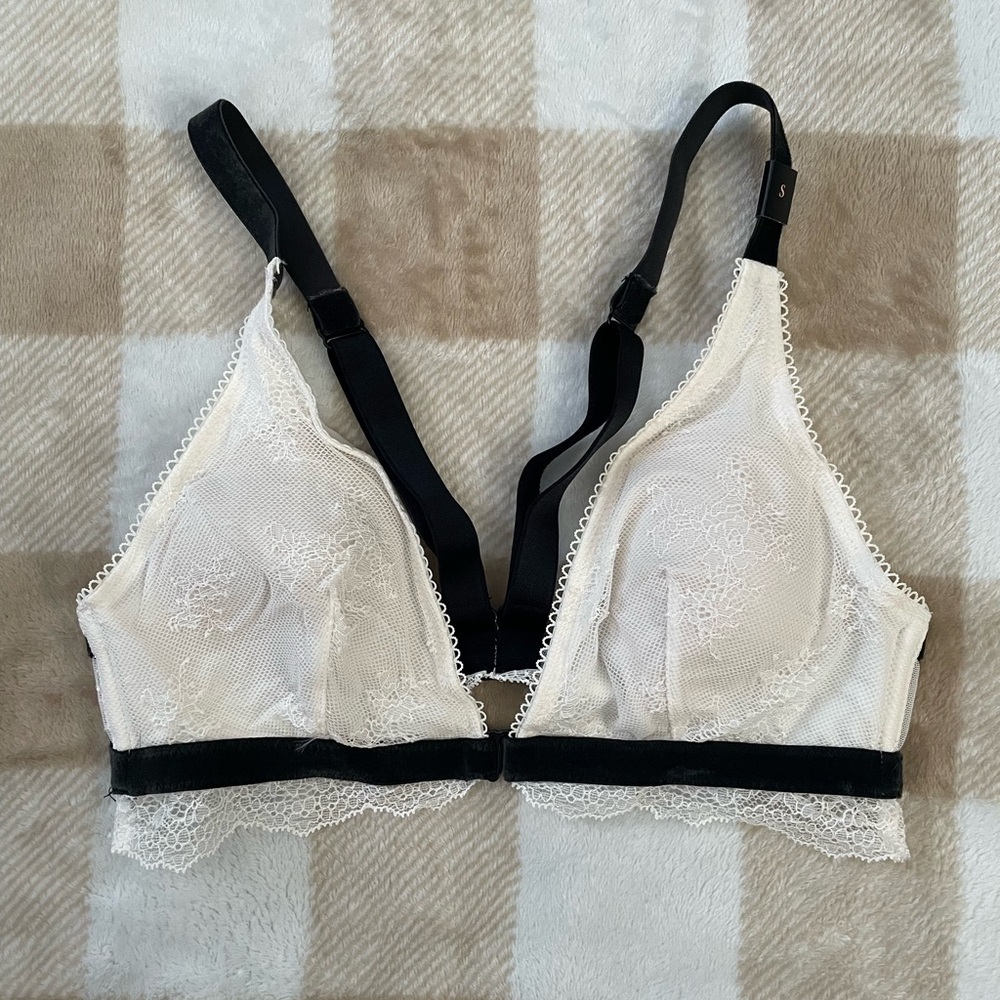 Victoria's Secret Lace Bralette - Black and Cream NWT with Velvet Accents Size S